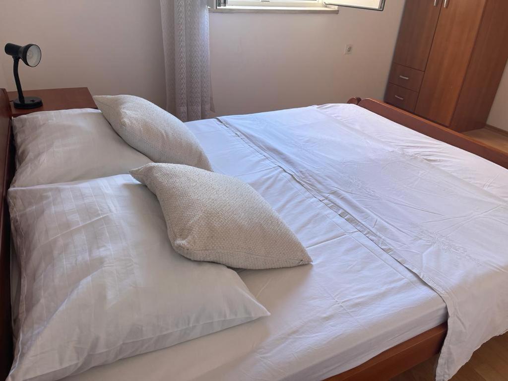 Apartments Puntica メタイナ エクステリア 写真